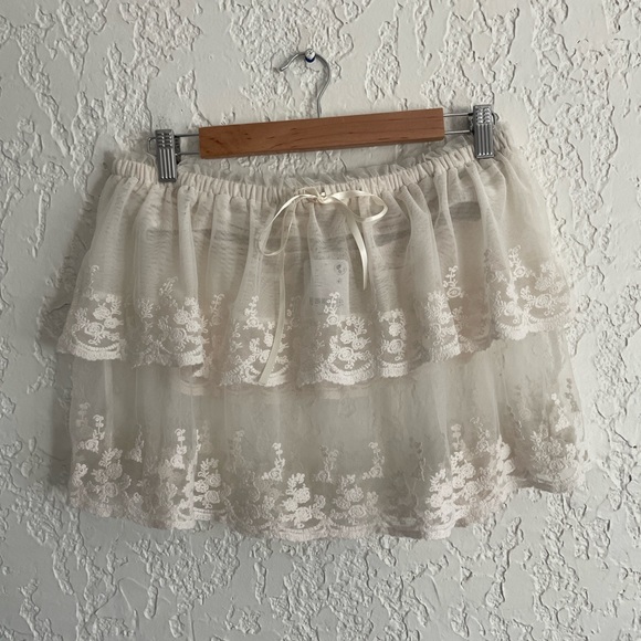 FREE PEOPLE Love You So Lace Tube Top - White - Medium - Picture 3 of 6